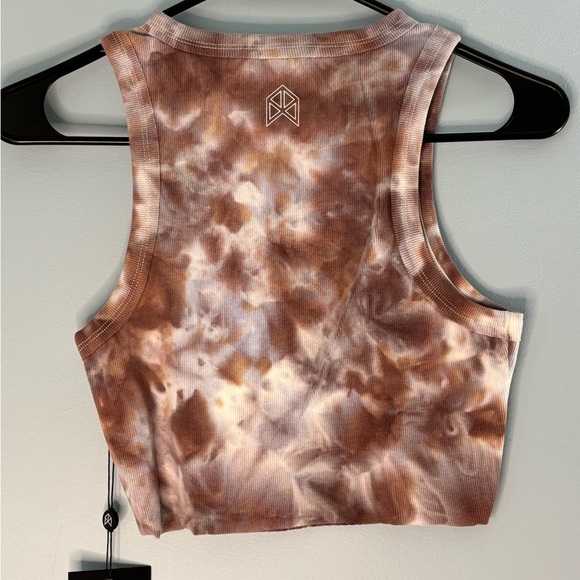 RawGear 3D “RAW” Print Crop Tank Size Medium Tie Dye Print Raw Hem Gym Workout - Picture 2 of 4